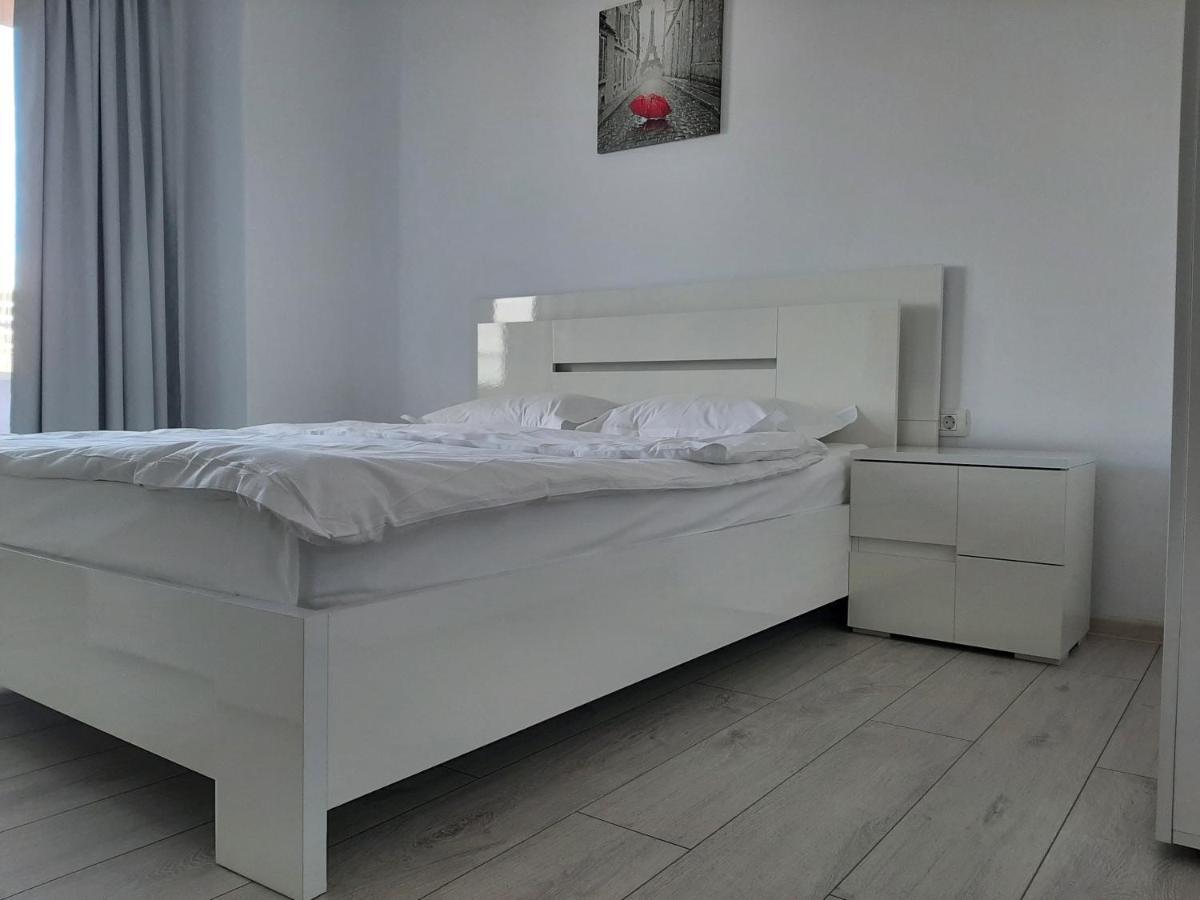 Sea North Apartament Мамая Екстериор снимка